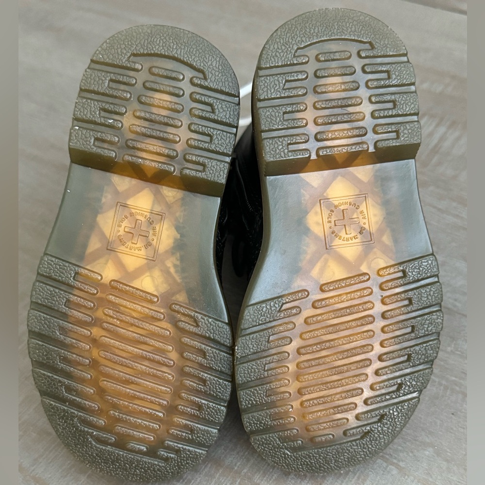 Dr Marten’s Boots - Picture 4 of 5